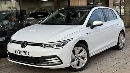 Used VW Golf VIII Style 150 HP (110 kW) 2023 Hatchback