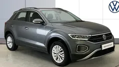 Used 2025 VW T-Roc Life SUV | £21,786 (Fair price)