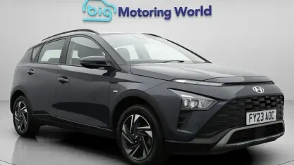 Używany Hyundai Bayon SE 101 KM (74 kW) 2023 Szary SUV