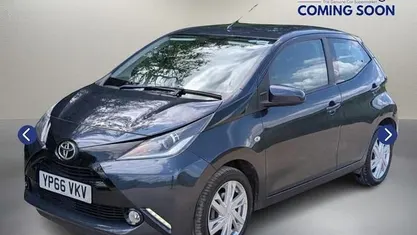 Blue Used 2016 Toyota Aygo x-press Hatchback | £9,950 (Fair price)