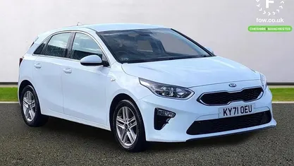 Used Kia Ceed 136 HP (100 kW) 2021 White Hatchback