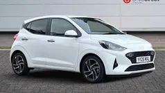 Special solid paint atlas white New 2025 Hyundai i10 Premium Hatchback | £16,311 (Fair price)