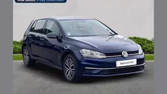 Blue Used 2018 VW Golf VII SE Hatchback | £9,245 (Fair price)