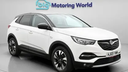 Używany Vauxhall Grandland X SRi 131 KM (96 kW) 2021 SUV