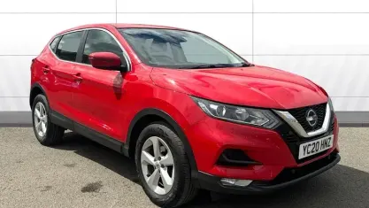Used Nissan Qashqai Acenta Premium 140 HP (102 kW) 2020 Red SUV