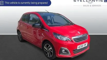 Used Peugeot 108 Allure 72 HP (52 kW) 2022 Hatchback