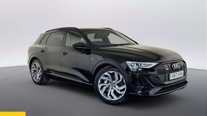 Usado Audi e-tron Black Edition 230 kW (313 CV) 2021 Negro SUV