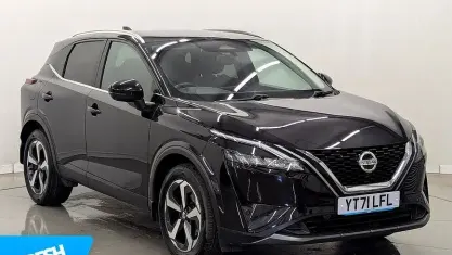 Used Nissan Qashqai N-Connecta 140 HP (102 kW) 2021 Black SUV