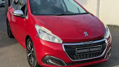 Used Peugeot 208 Allure Premium 82 HP (60 kW) 2018 Hatchback