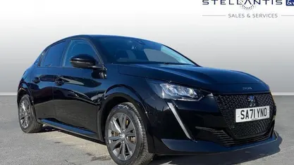 Used Peugeot e-208 Allure 100 kW (136 HP) 2021 Hatchback