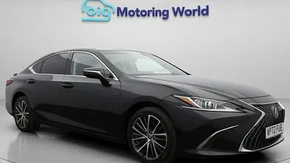 Used Lexus ES300H 218 HP (160 kW) 2021 Sedan