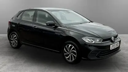 Used VW Polo Life 95 HP (69 kW) 2023 Black Hatchback