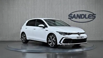 White Used 2024 VW Golf VIII R-line Hatchback | £20,499 (Fair price)