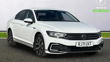 Used VW Passat GTE 218 HP (160 kW) 2021 White Sedan