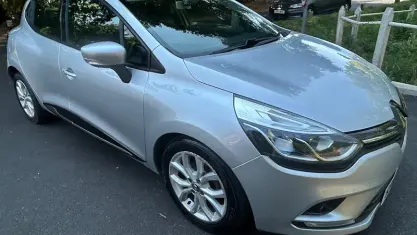 Used Renault Clio Dynamique 90 HP (66 kW) 2018 Silver Hatchback