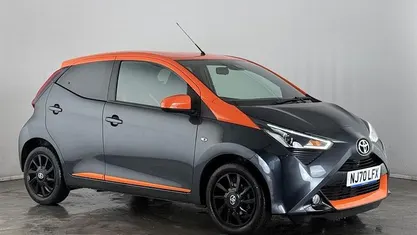 Used Toyota Aygo Edition 72 HP (52 kW) 2020 Grey Hatchback
