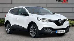 White Used 2016 Renault Kadjar Signature SUV | £9,295 (Fair price)
