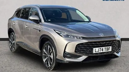 Metallic cosmic silver Used 2024 MG HS Trophy SUV | £18,164 (Fair price)