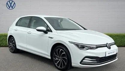 Second-hand VW Golf VIII Style 150 CP (110 kW) 2023 Hatchback