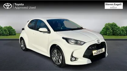 Used 2025 Toyota Yaris Hybrid Hatchback | £21,630 (Fair price)