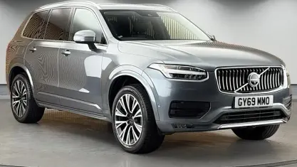 Gebraucht Volvo XC90 Momentum 235 PS (172 kW) 2021 SUV