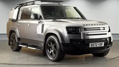 Gebraucht Land Rover Defender HSE Dynamic 300 PS (220 kW) 2024 SUV