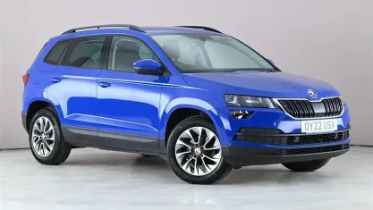 Begagnad Skoda Karoq SE Drive 150 HK (110 kW) 2021 Blå SUV