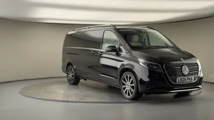 Used Mercedes V220 Premium 163 HP (119 kW) 2025 Black MPV