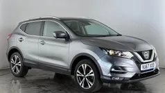 Grey Used 2017 Nissan Qashqai N-Connecta SUV | £9,550 (Fair price)
