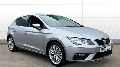 Used Seat Leon SE Dynamic 110 HP (80 kW) 2017 Silver Hatchback