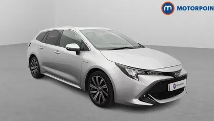 Used Toyota Corolla Design 122 HP (89 kW) 2021 Silver Estate