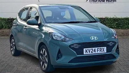 Used Hyundai i10 Advanced 67 HP (49 kW) 2024 Green Hatchback