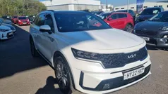 White Used 2022 Kia Sorento 4 SUV | £34,899 (Fair price)