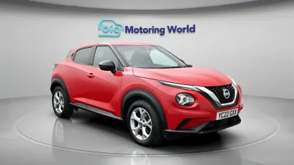 Used Nissan Juke N-Connecta 114 HP (83 kW) 2022 Red SUV