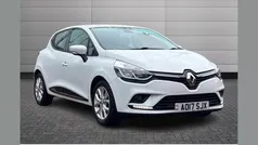 White Used 2017 Renault Clio IV Dynamique Hatchback | £8,195 (Fair price)