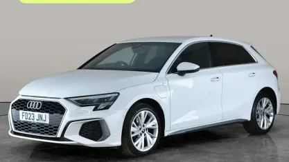 Used Audi A3 Sportback e-tron S-Line 204 HP (150 kW) 2023 White Hatchback