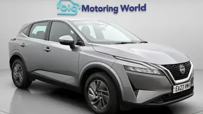 Begagnad Nissan Qashqai Acenta Premium 158 HK (116 kW) 2023 SUV