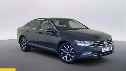 Usado VW Passat SEL 150 HP (110 kW) 2021 Cinzento Sedan