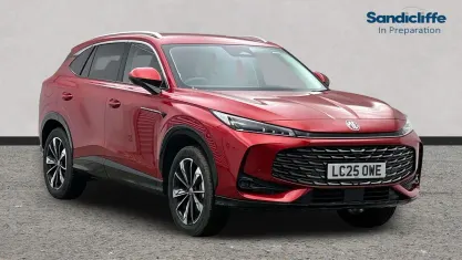 Used MG HS Trophy 169 HP (124 kW) 2024 Tri coat dynamic red SUV