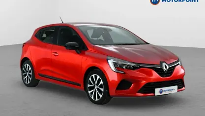 Used Renault Clio Evolution 90 HP (66 kW) 2022 Red Hatchback