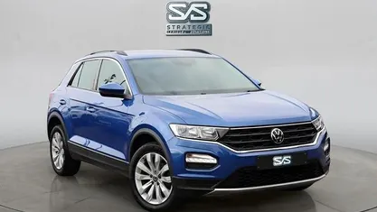 Begagnad VW T-Roc SE 116 HK (85 kW) 2020 Blå SUV