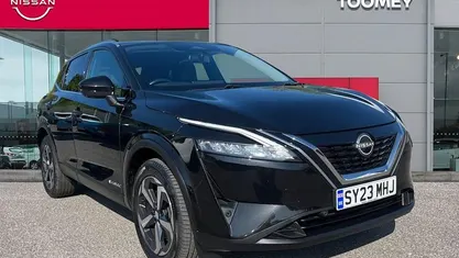 Begagnad Nissan Qashqai N-Connecta 190 HK (139 kW) 2023 SUV