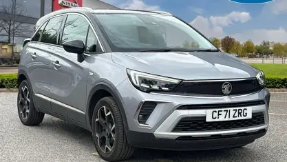 Begagnad Vauxhall Crossland Ultimate 131 HK (96 kW) 2021 Grå SUV