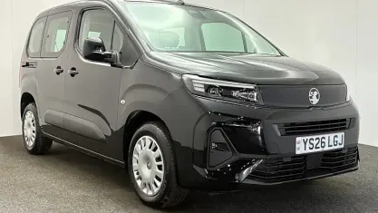 Nuevo Vauxhall Combo Design Edition 101 CV (74 kW) 2026 Monovolumen