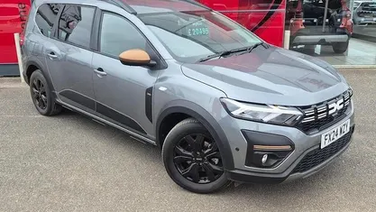 Used Dacia Jogger Extreme 141 HP (103 kW) 2024 MPV