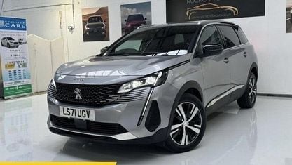 Usado Peugeot 5008 GTi 131 HP (96 kW) 2023 SUV