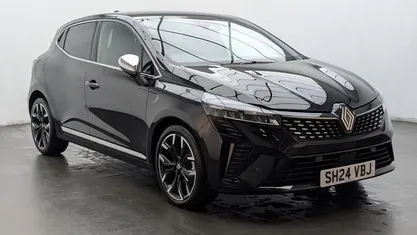 Used Renault Clio V Techno 145 HP (106 kW) 2024 Hatchback