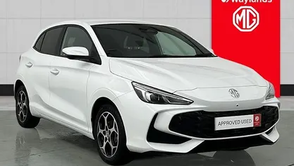 Used MG MG3 Trophy 194 HP (142 kW) 2025 White Hatchback
