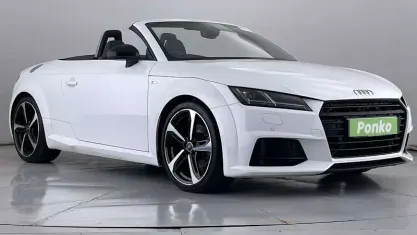 Used Audi TT Roadster Black Edition 179 HP (131 kW) 2017 White Cabriolet
