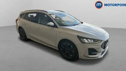Used Ford Focus ST-Line X 155 HP (114 kW) 2023 White Estate